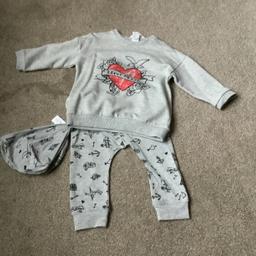 three piece infant suit is brand new, it has never been used. It is for girls in between the age of nine months and twelve months. No delivery, collection only