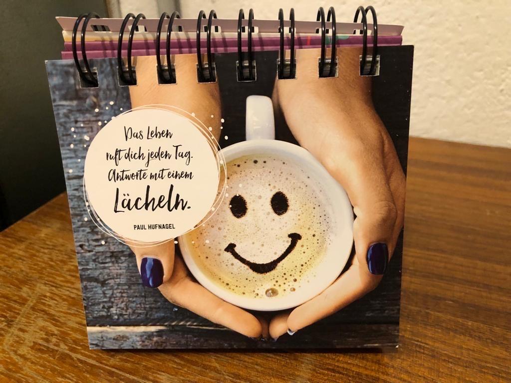 Kalender Glück Sprüche Achtsamkeit lächeln in 73563 Mögglingen für 6,00