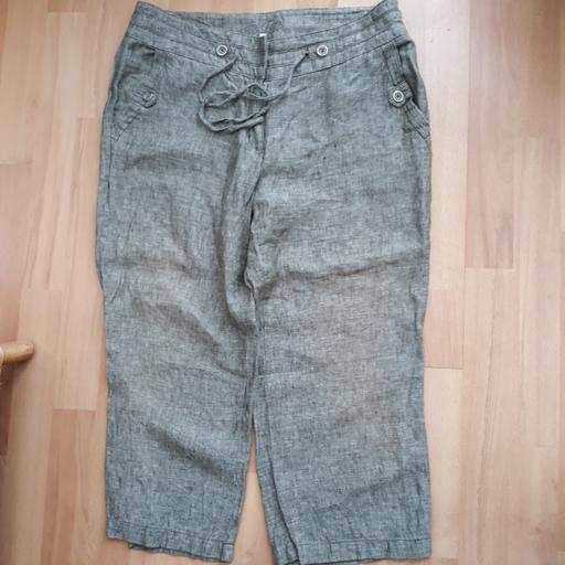 Buy & Sell Essex Chelmsford - Photos for Ladies 3/4 length linen trousers