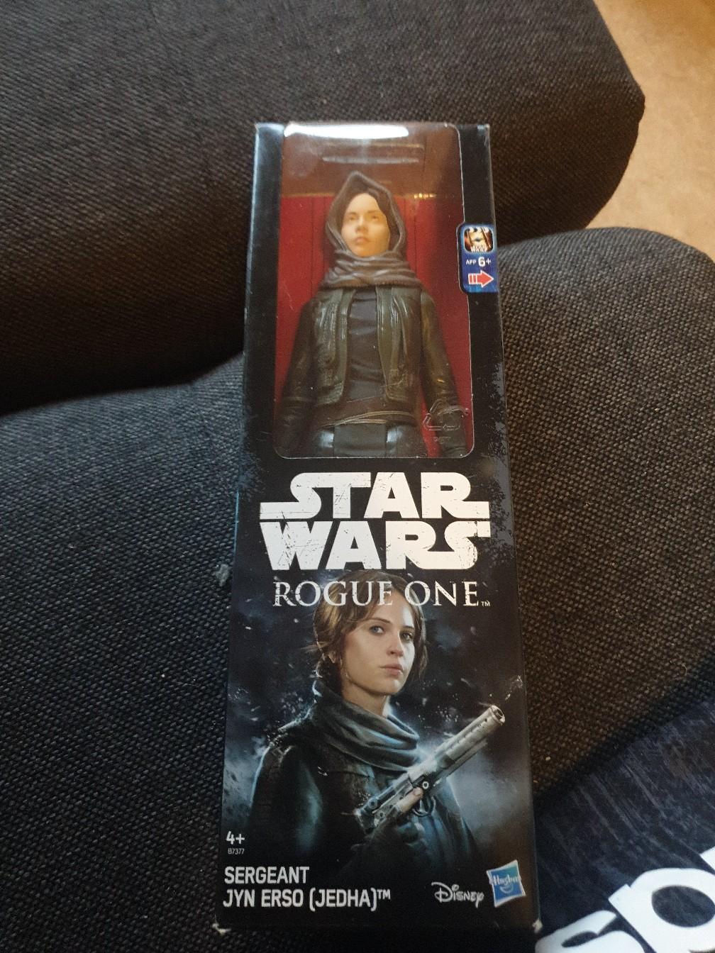 Star Wars Rogue One Jyn Erso Actionfigur – 30,5 Cm Große Sammlerfigur Mit Zubehör, Original Lizenz