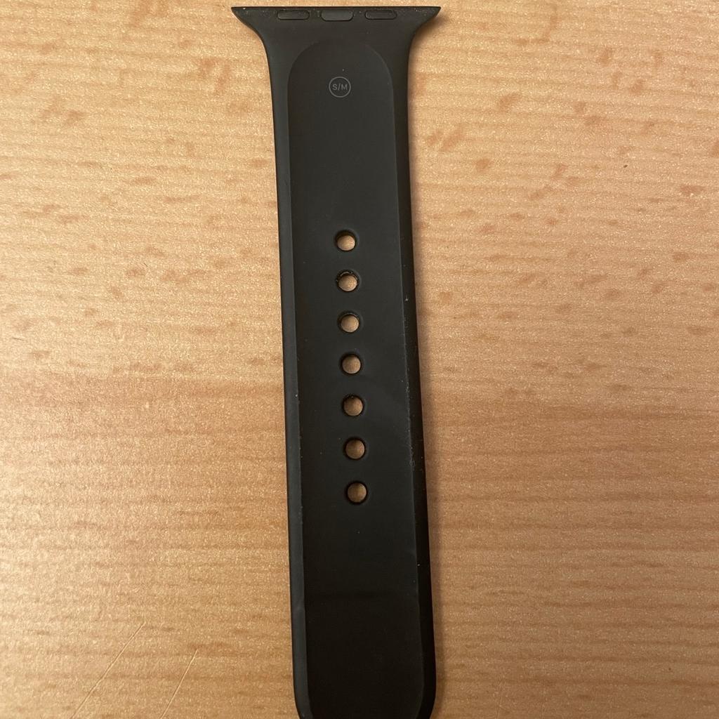 Apple Watch S/M Silikon schwarz.
Für 42/44/45 mm