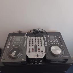 dj cd player with mixer forsale in good condition and working order can see working just don't play cds any more