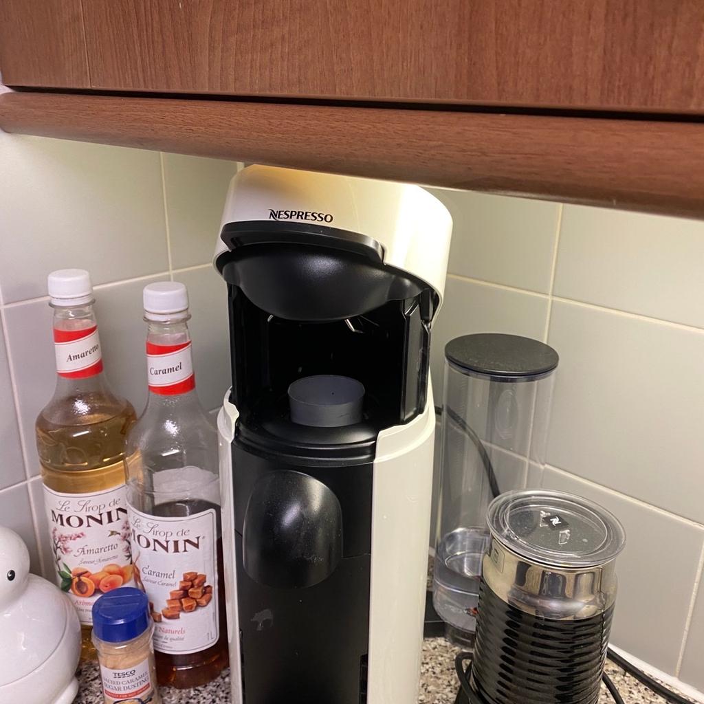 Nespresso coffee machine
Selling with original Nespresso milk frother and variety of coffee pods
The machine only takes vertuo coffee pods
Machine is in excellent condition and has been professionally cleaned , so has been fully maintained .
