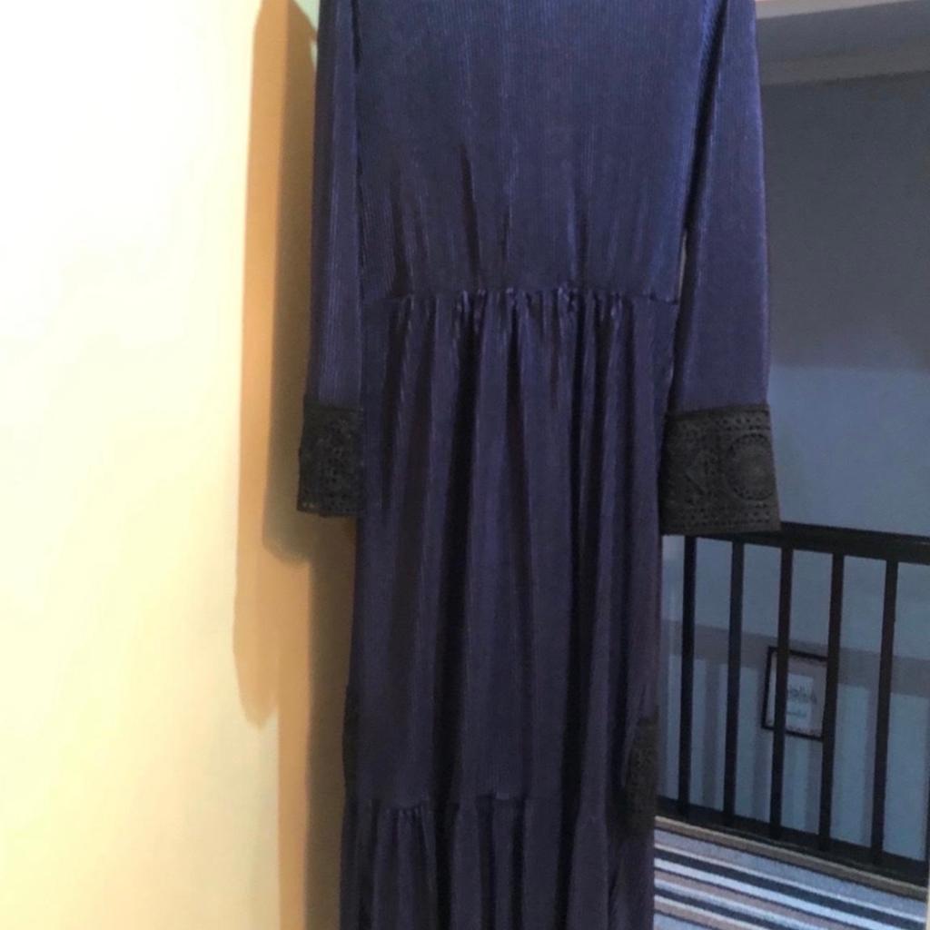 #2ndchance pleated long dress with belt New chest size 21 inch length is 56 inch check pictures