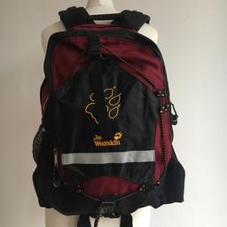 Zum Verkauf steht Damen Rucksack Backpack Tasche von „ JACK WOLFSKIN „

Tierfreier und Nichtraucher Haushalt 

Privatverkauf daher keine Rücknahme, Garantie oder Gewährleistung.
