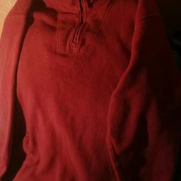size is xxL TWO ZIP POCKETS HALF ZIP AT FRONT NICE AND COSY JACKET.COLLECTION ONLY BB26DH