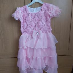 Brand new pink party dress.
From smoke and pet free home
No offers below asking price please 