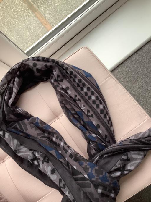 Buy & Sell West Midlands Walsall - Photos for Nice scarf