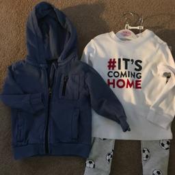 THIS IS FOR A BUNDLE OF BRAND NEW ITEMS

1 X GREY AND WHITE FOOTBALL THEMED PYJAMAS - BRAND NEW - COST £7
1 X NAVY HOODIE FROM GEORGE ONLY WORN A FEW TIMES


PLEASE SEE PHOTO