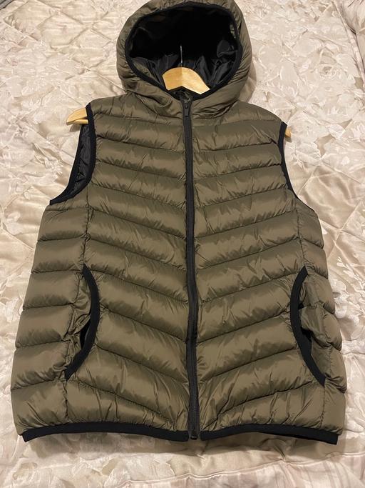 Buy & Sell West Yorkshire Bradford - Photos for Green bomber sleeveless jacket