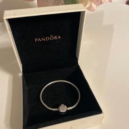 Never worn.
17CMS Suits smaller wrist size. (Too small for me!)
Lovely Pandora brand clasp.
In original box.
Lost reciept hence couldn’t not return/exchange.