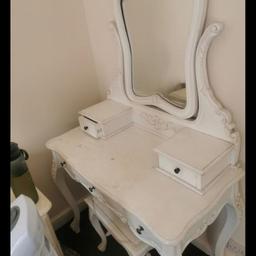 hi I'm selling my make up table as u can see in the picture there is a lot of TLC that is needed pick up only as I don't drive thanks