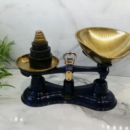 Lovely set of vintage Salter kitchen scales navy blue with brass & 7 weights 30cms wide
Could deliver WA11 or Blackpool
area to save postage