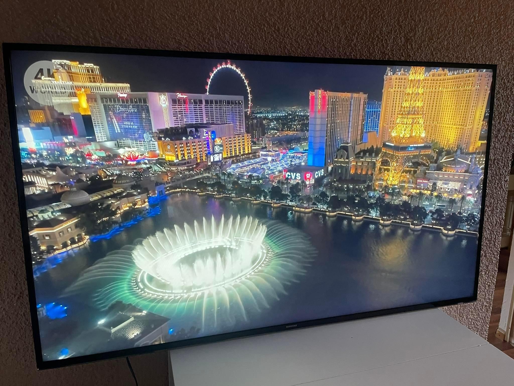 Samsung 55 Zoll UHD 4K Samrt Tv in 78048 Villingen-Schwenningen für € ...