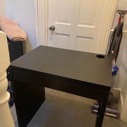 Black Ikea MICKE desk. Great condition