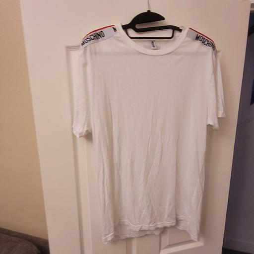 Buy & Sell East London Goodmayes - East London - Photos for Moschino Underwear T Shirt