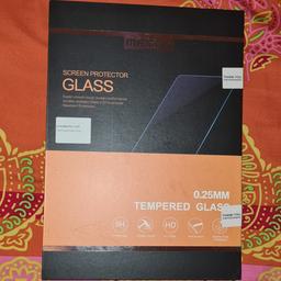 Neu!
Sehr dünnes Glas, dass die Empfindlichkeit des Touchscreens sehr wenig beeinflusst!
Passend für MS Surface Pro 7 !
1stk Panzerglas inkl Rakel und Microfasertuch!
