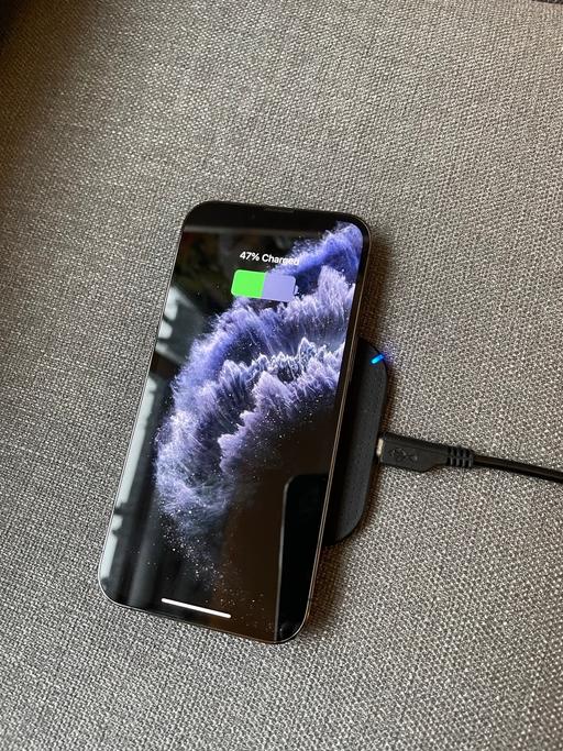 Buy & Sell North London Pentonville - North London - Photos for Spigen Ultra Slim Qi Wireless Charging Pad