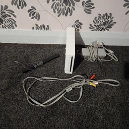 Nintendo wii still in good condition got the censor the red white yellow lead for the TV and main adaptor with plug