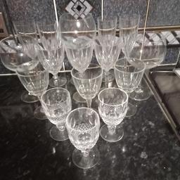 17 various glasses including 3 gin balloons..