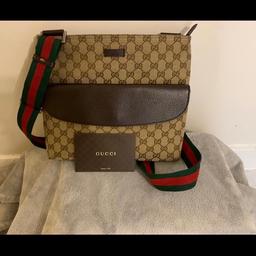 Authentic Gucci Messenger Bag 
Size large 
Proof of purchase 
Price £360 
No part Exchange No Time Wasters 
Delivery Only