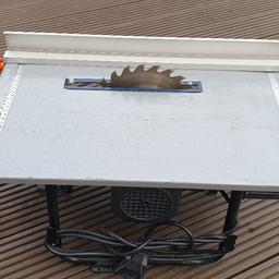 Table saw in good work condition. Adjustable cutting angles upto 45°. Collection only