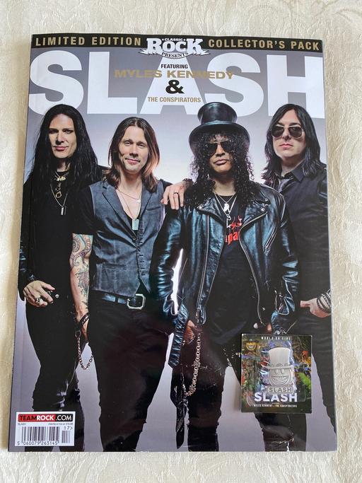 Buy & Sell West Midlands Dudley - Photos for Slash collectors magazine and pin badge