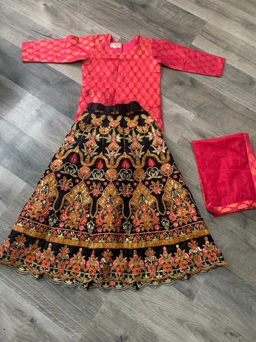 Buy & Sell Lancashire Blackburn with Darwen - Photos for Mother & daughters mehndi skirts/outfit