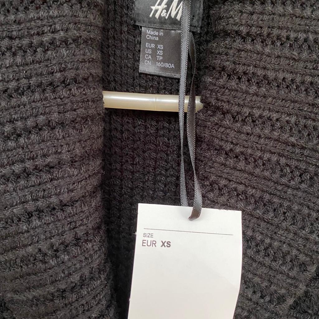 H&M sehr weich und warm L 86 x B 44cm,
Versand 3,99