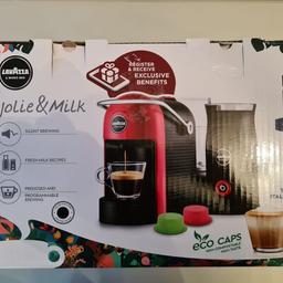 Lavazza, A Modo Mio Jolie & Milk Coffee Machine, Coffee Capsule Machine  with Integrated Milk Frother and Removable Grid, Compatible with A Modo Mio