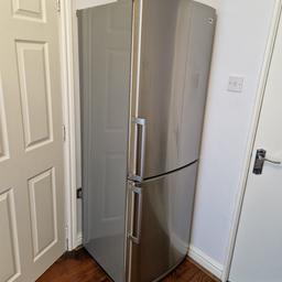 LG fridge freezer in full working condition. Very clean and all selves still in place. Ready for use 

Collection only from the Sutton Coldfield area
