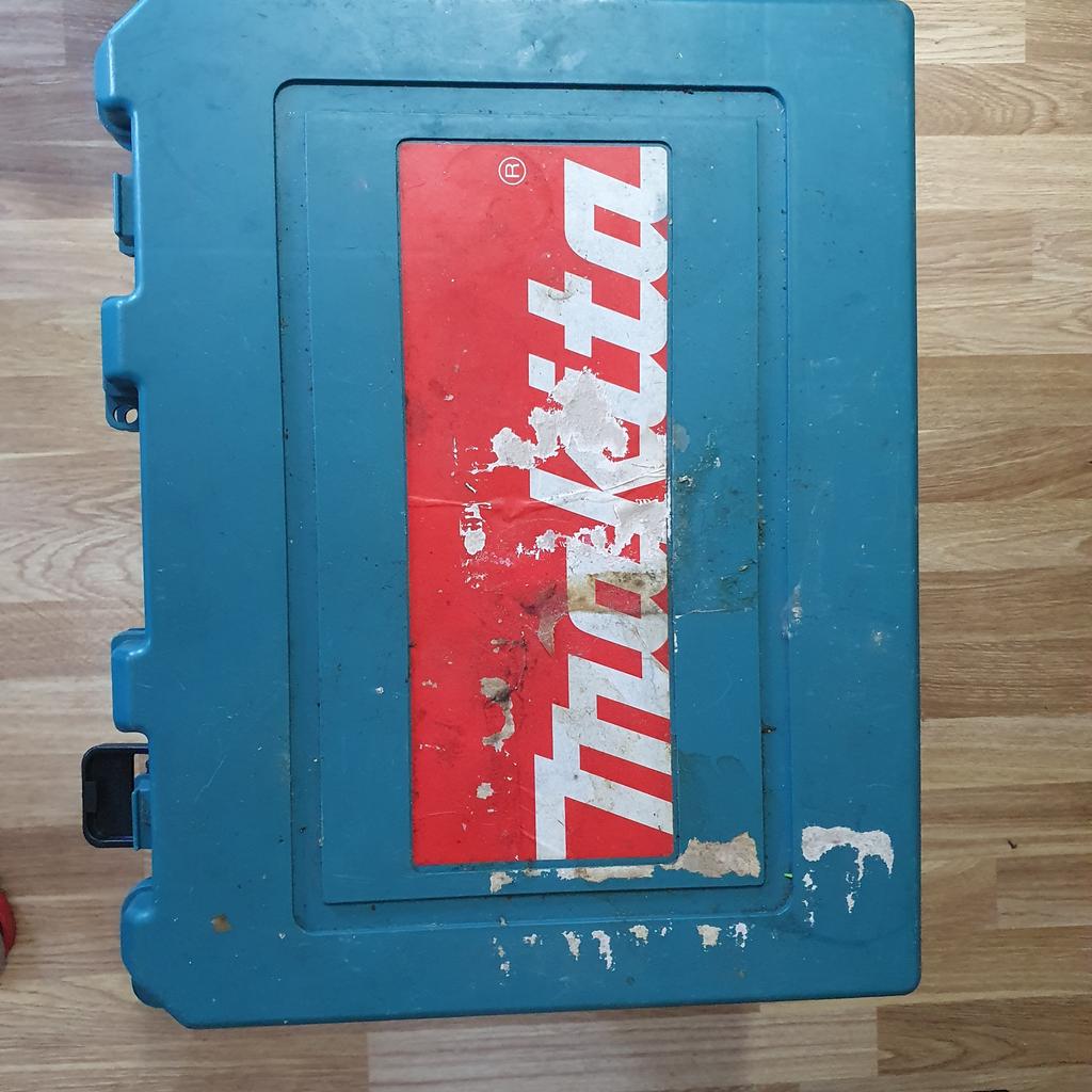 Makita drill set BRAND NEW comes with two drills with two batteries and charger and carry case collection from Wolverhampton or can deliver for a fuel cost