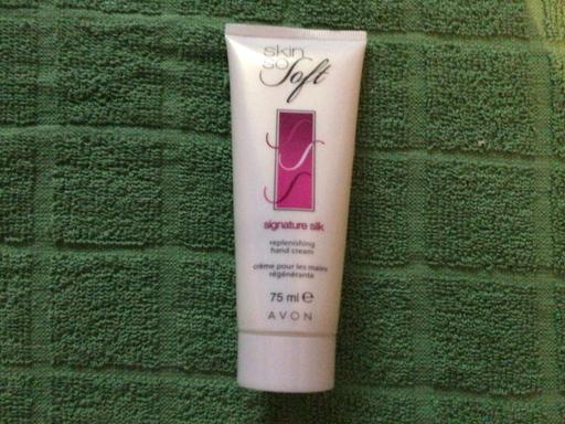 Buy & Sell West Midlands Wolverhampton - Photos for Avon hand cream