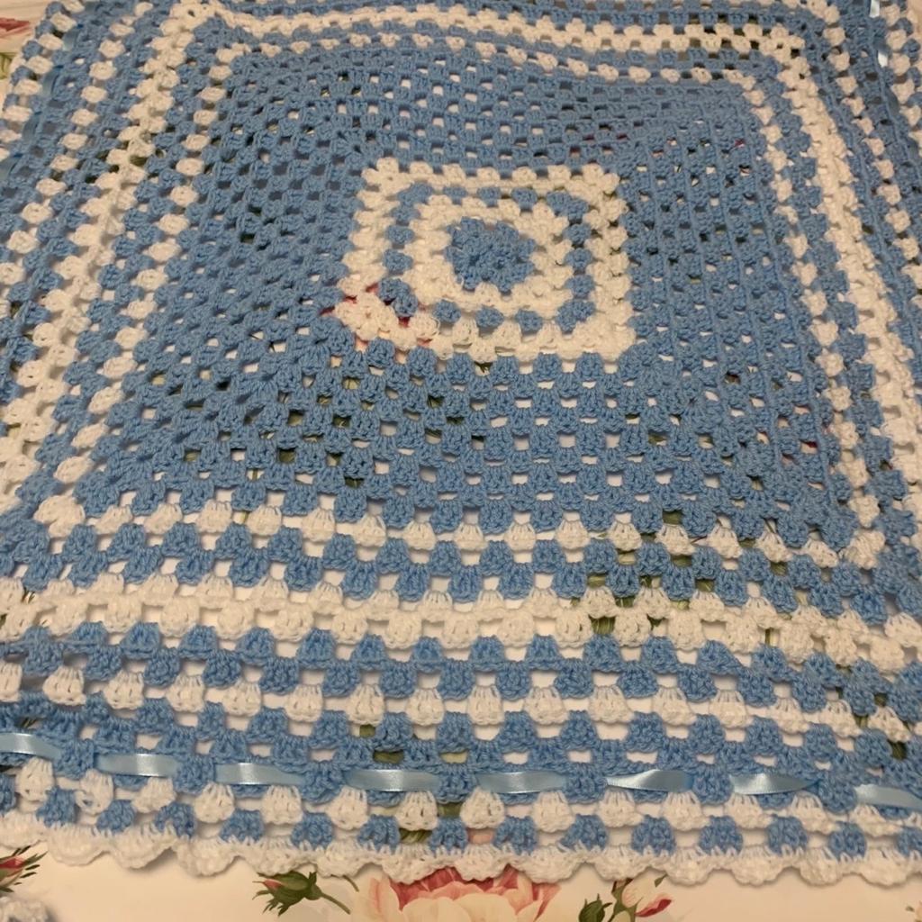 I have made the blanket I do them in different colours