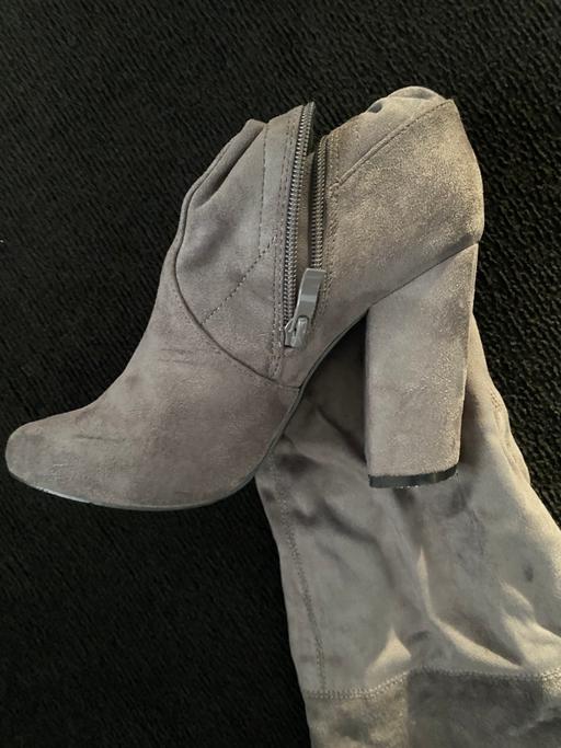 Buy & Sell South Yorkshire Rotherham - Photos for Over knee Faux suede boots