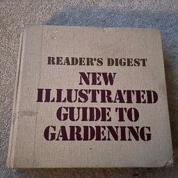 Old readers digest book
New illustrated guide to gardening
Is a little discoloured as old
Please look at photos for corner of book