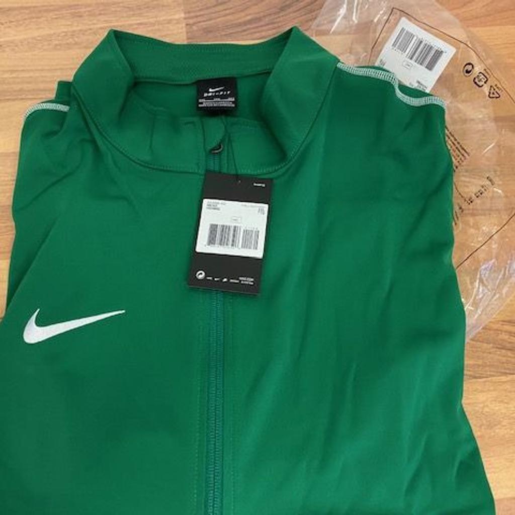 Marke: Nike
Größe: XXl
Farbe: grün
Zustand: Neu mit Etikett

Versand mit Paket für 4,90 € möglich.
Bezahlung per Überweisung und Paypal möglich
