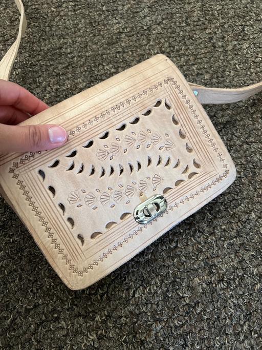 Buy & Sell Barking and Dagenham Dagenham - RM8 - Photos for PURE FULL LEATHER CROSS BODY BAG PURSE