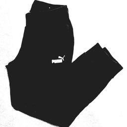 Womens Puma Joggers
Size XL- 16
Black
Cuffed Bottoms/ Front Pockets
Worn Twice
Excellent Condition
Buyer To Collect