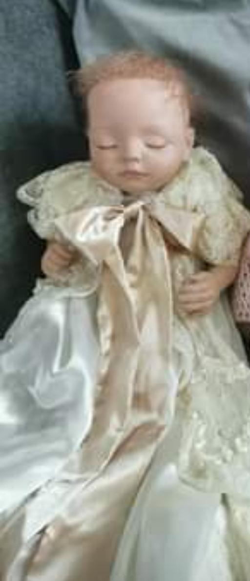 Buy & Sell West Midlands Birmingham - Photos for Ashton Drake Collectable doll