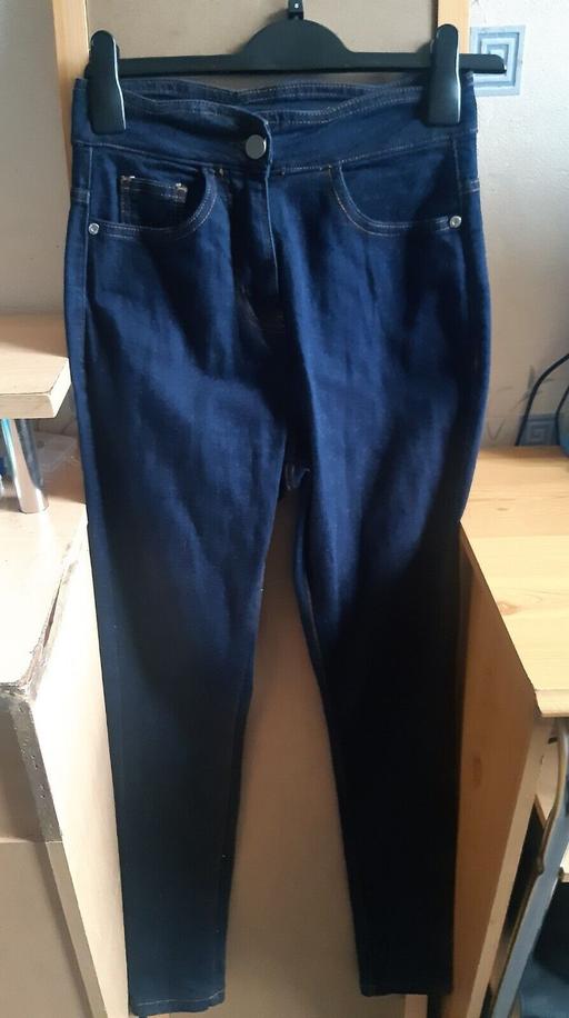 Buy & Sell Central London Bishopsgate - Central London - Photos for Oasis Scallop Detail Jeans