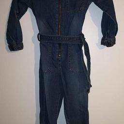 Next Denim all in one 5yrs height 110cms not 5-6yrs didn't have the option for 5yrs
Collection burscough or willing to post if you can pay through paypal and cover the p&p charges
Please take a look through my other items