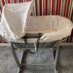 Moses basket in very good condition.The matress is brand new (used rarely).

Collection from blackbird leys (near to leasure centre)