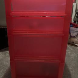 Pink storage
Can be dissembled
Very good condition