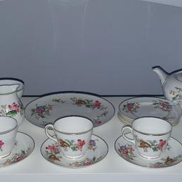 Wedgwood bone China Sandon WD4010 tea set for 6 in excellent condition.

Set includes:
1 Teapot
1 milk jug
1 sugar bowl
1 serving plate
6 side plates
6 tea cups
6 saucers

Collection from warboys or local delivery available

£80 open to offers