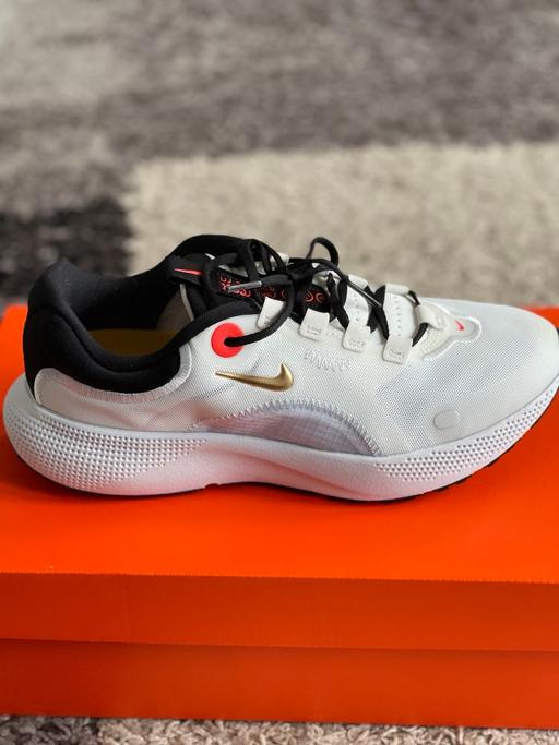 Buy & Sell South West London Hatton - South West London - Photos for Women’s Nike React Running Shoes