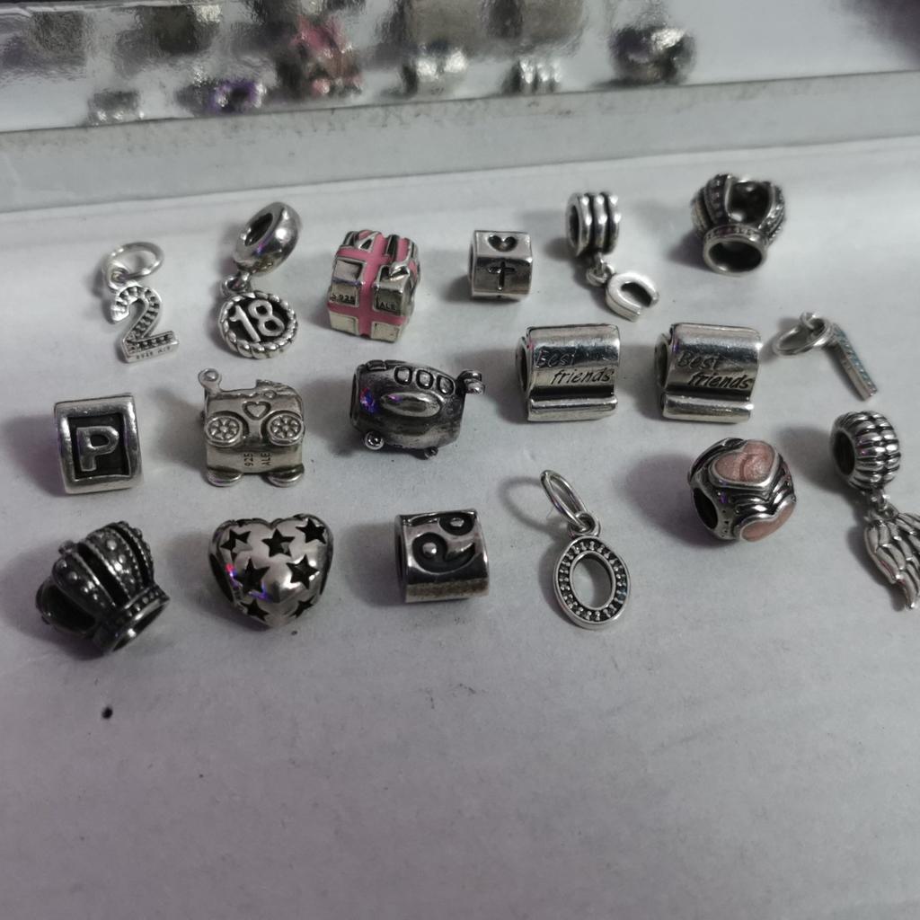 18 pandora charms
In worn condition
More Pandora items on my page
