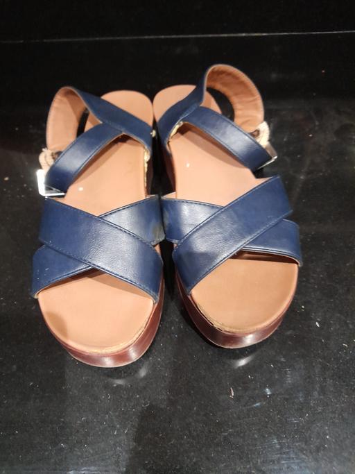 Buy & Sell Hampshire Havant - Photos for Ladies Size 5 Strappy Shoes