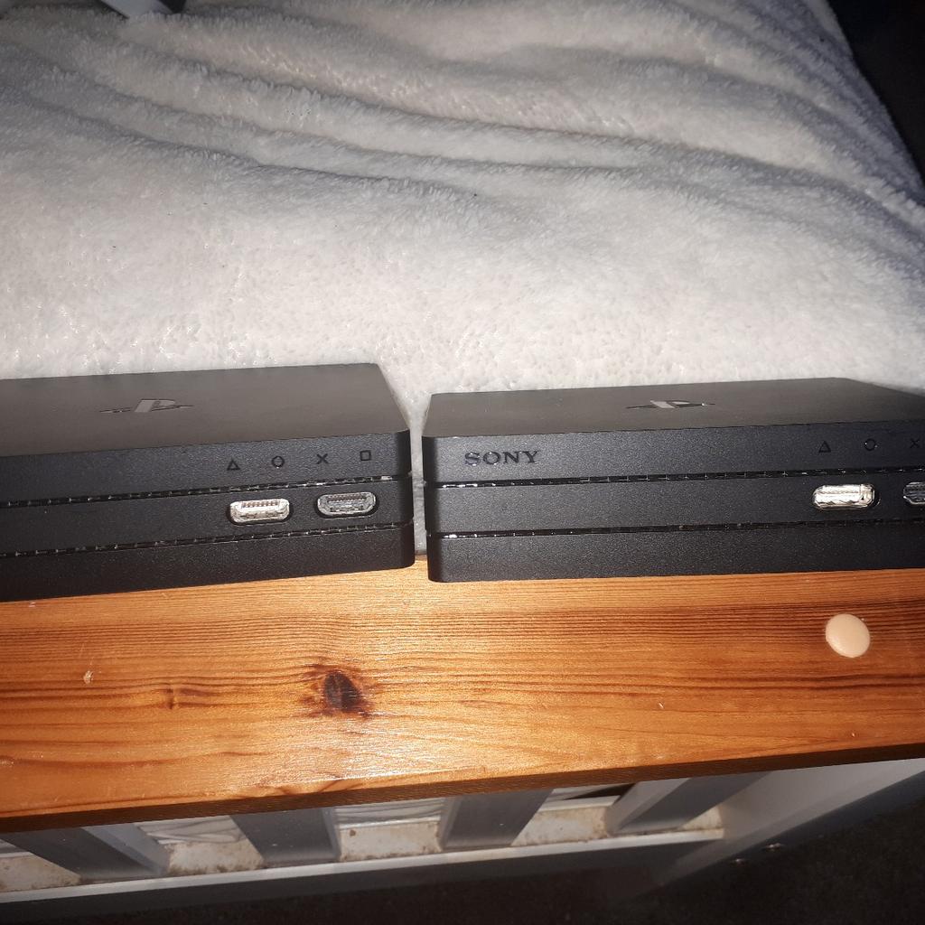 ps4 VR V2 processor unit no wires and charging unit just the unit. the vr2 does not work on the vr1 headset .£15 each