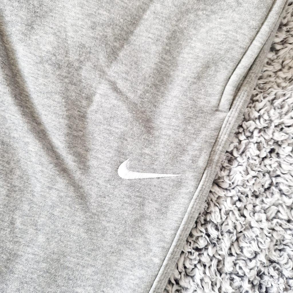 Nike Joggers
Size M
Brand new with tags